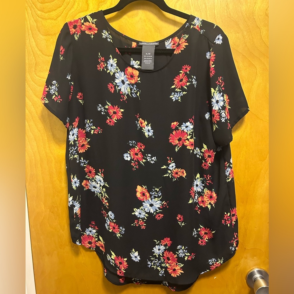 Chelsea & Theodore Black Floral Top